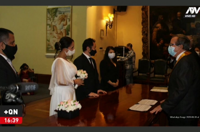 Kenji Fujimori contrae matrimonio en la municipalidad de Miraflores