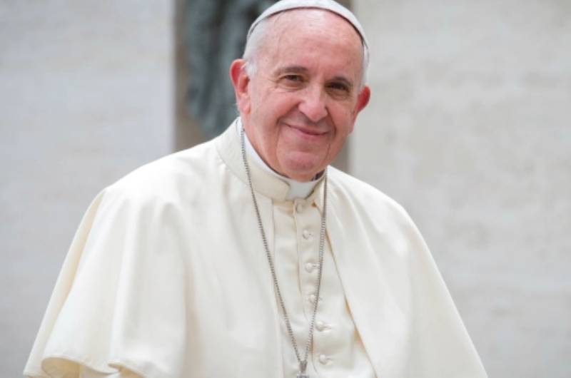 Papa Francisco rezó por víctimas de tragedia en Beirut