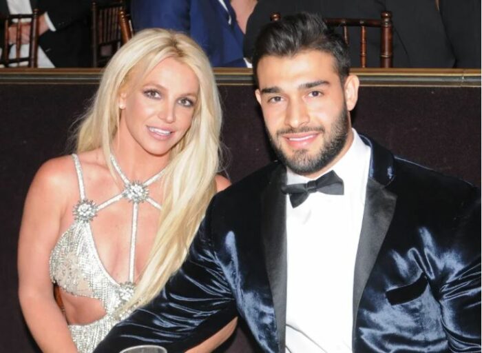 Britney llamó al actor iraní su 'ESPOSO'.