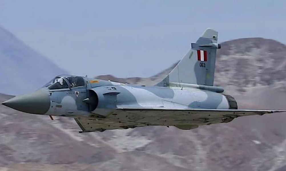 Avión Mirage 200P